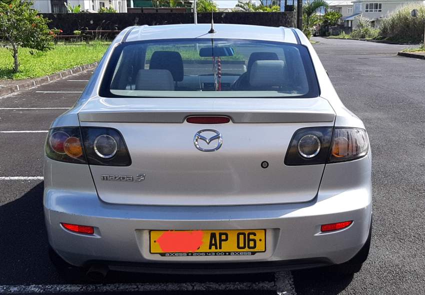 Mazda 3 car manual transmission - 1 - Compact cars  on Aster Vender