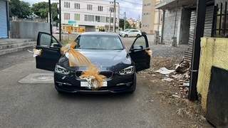 Bmw 318i - 1 - Luxury Cars  on Aster Vender