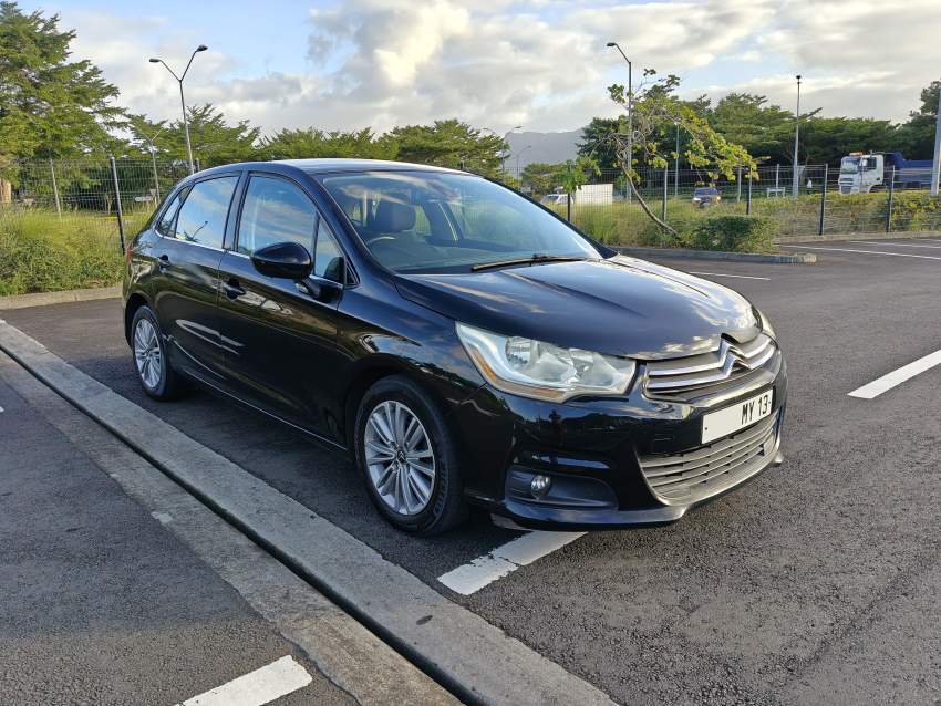 Citroen C4 - 1.6 Hatchback (May 2013) - 0 - Family Cars  on Aster Vender