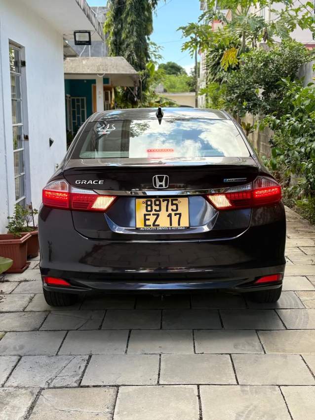 Honda Grace EX – Full Option | 2017 - 3 - Family Cars  on Aster Vender