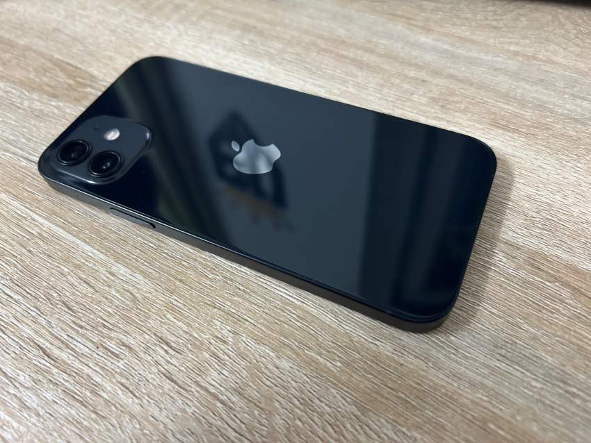 iPhone 12 black- 64gb - 1 - iPhones  on Aster Vender