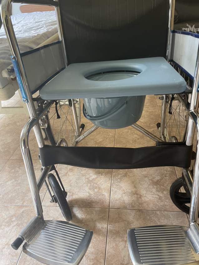 Wheelchair comode - 1 - Wheelchair  on Aster Vender
