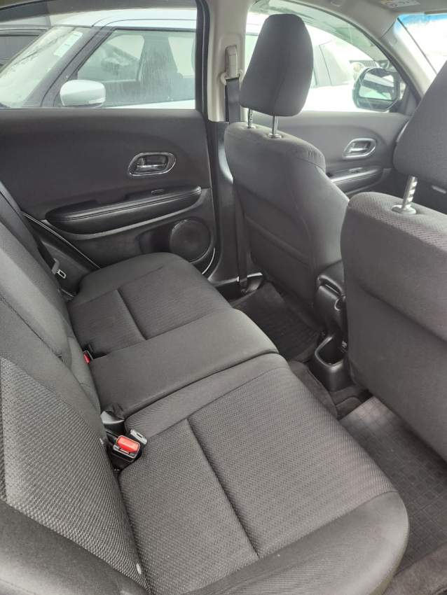 Honda Vezel 2015 Hybrid for Sale (Pre-Budget Price) - 3 - SUV Cars  on Aster Vender