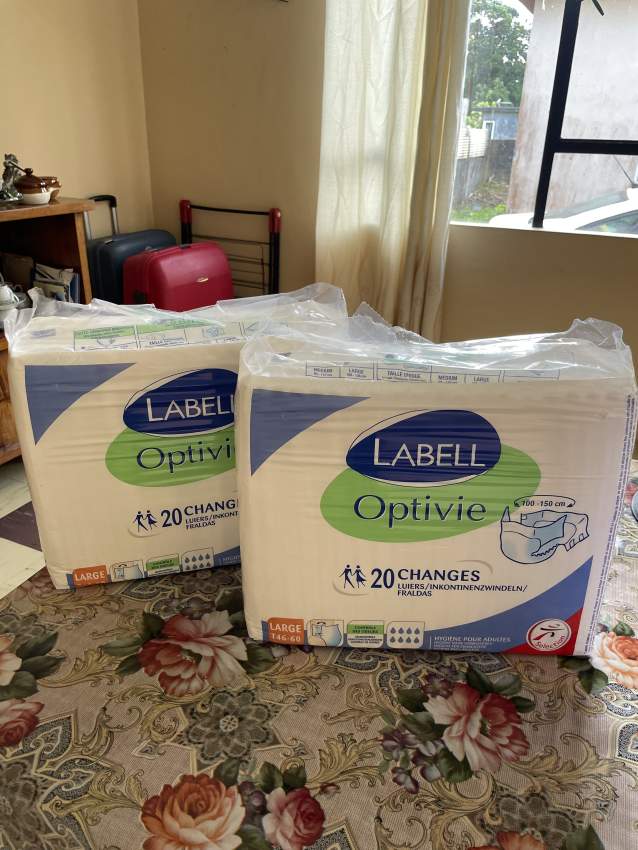 Couches - 0 - Other Medical equipment  on Aster Vender