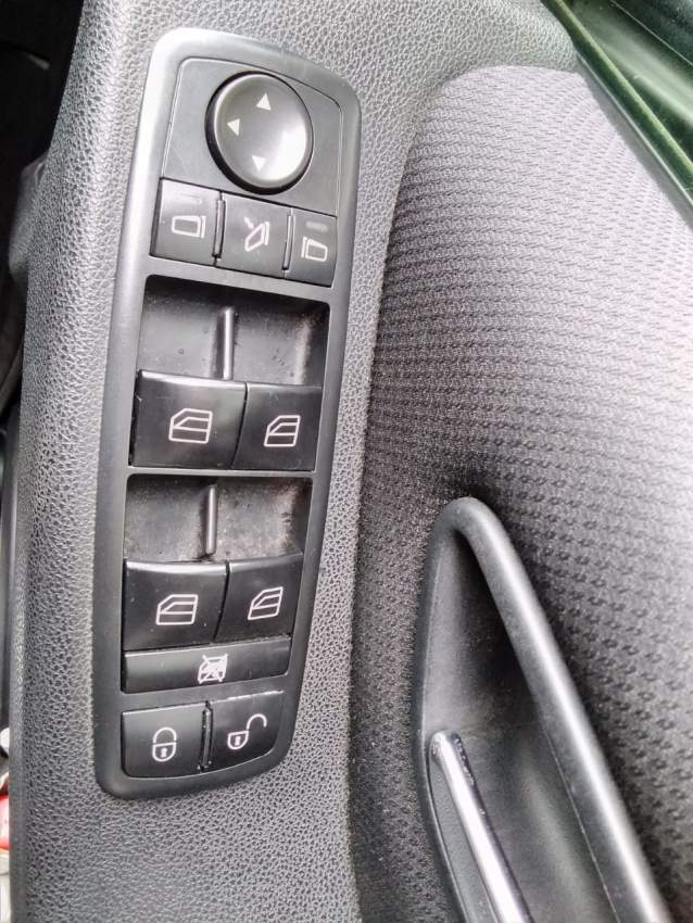 Benz A170 W169 Year 2005 - 6 - Family Cars  on Aster Vender