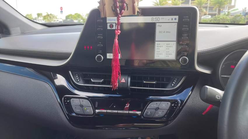 Toyota C-HR Grade G (2020) - 6 - SUV Cars  on Aster Vender