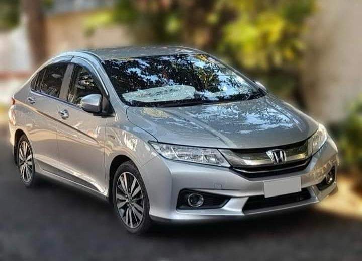 Honda Grace LX Hybrid – 2016 - 2 - Family Cars  on Aster Vender