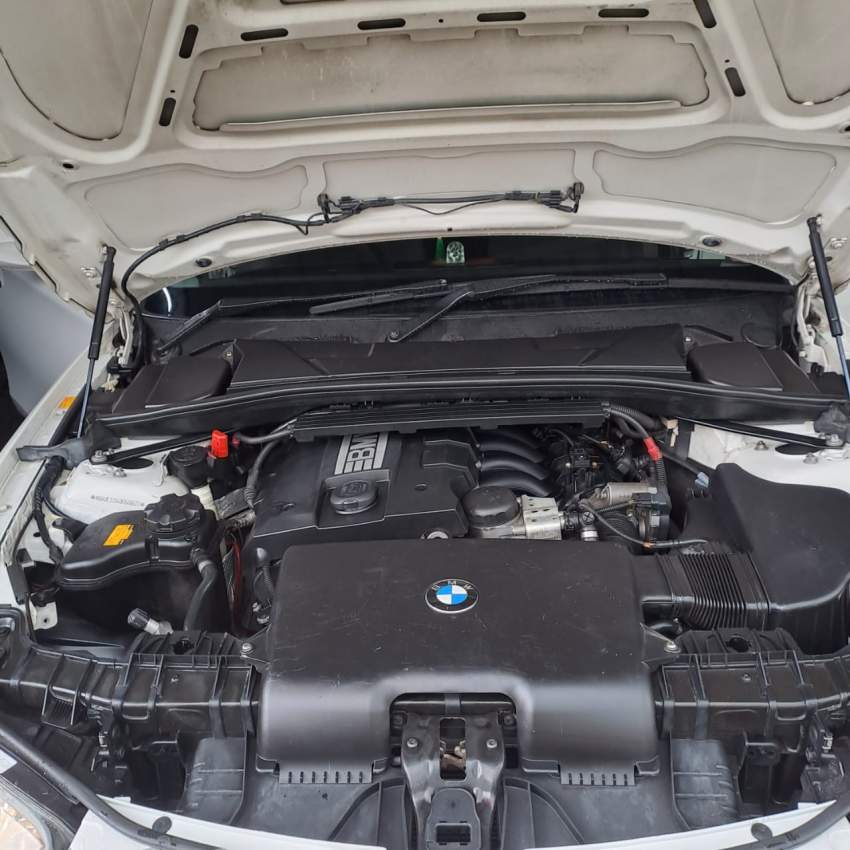 BMW 116i 2011 - 3 - Family Cars  on Aster Vender