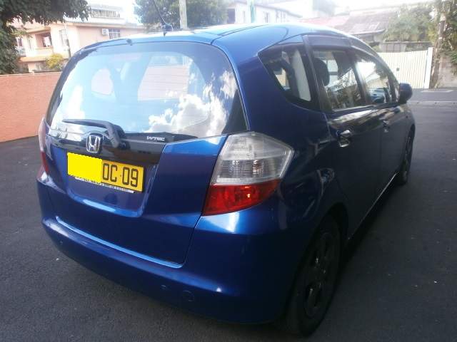Honda Jazz  - 3 - Family Cars  on Aster Vender