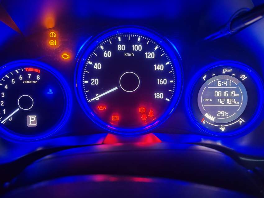 Honda Grace - 8 - Family Cars  on Aster Vender