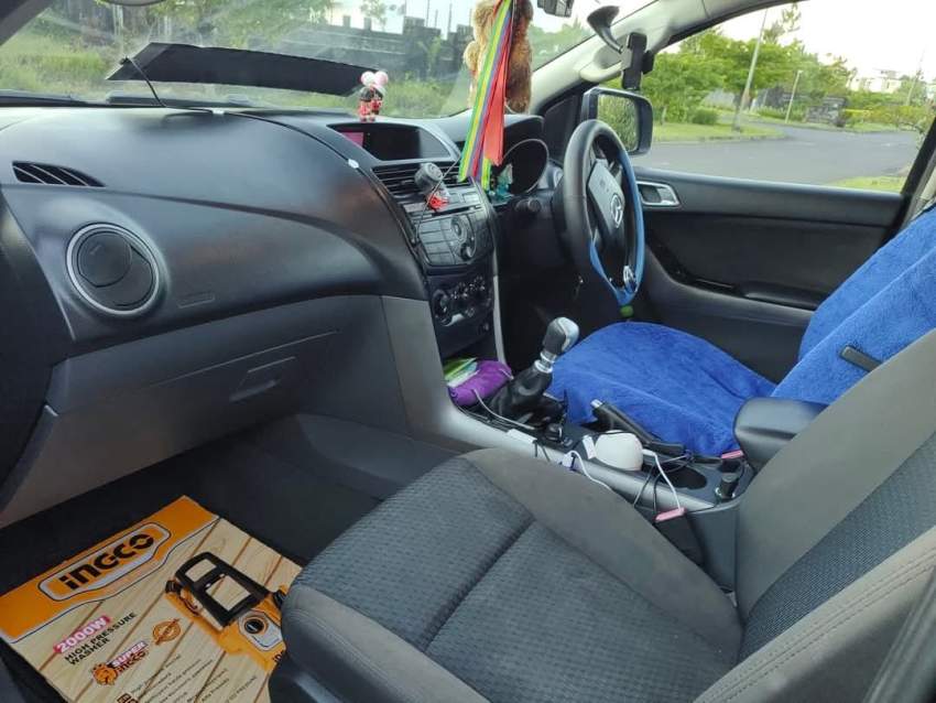 Mazda BT-50 for Sale – Year NV 2019 (4x4) - 6 - Pickup trucks (4x4 & 4x2)  on Aster Vender