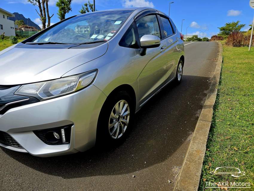 Honda Fit - 6 - Compact cars  on Aster Vender