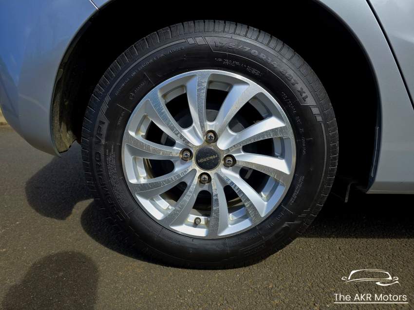 Honda Fit - 2 - Compact cars  on Aster Vender