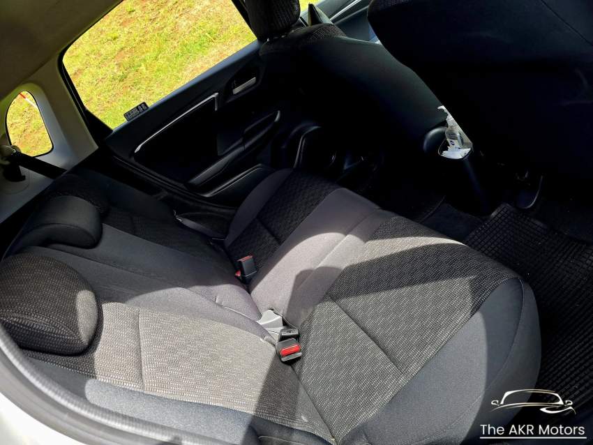 Honda Fit - 0 - Compact cars  on Aster Vender