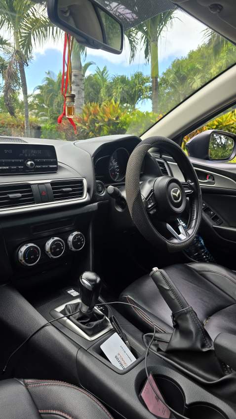 Mazda 3 Sport – 2017 (Automatic) - 6 - Family Cars  on Aster Vender