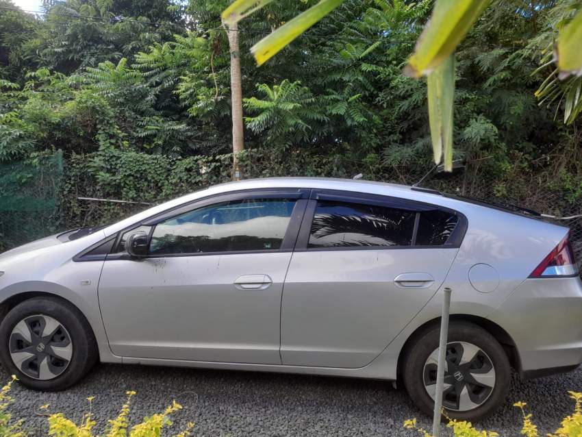 Honda Insight Hybrid 2012 - 2 - Family Cars  on Aster Vender