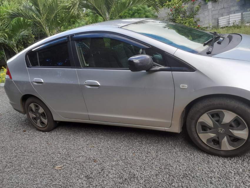 Honda Insight Hybrid 2012 - 1 - Family Cars  on Aster Vender