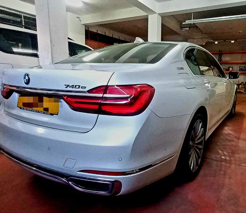 Bmw Year 2018 - 4 - Luxury Cars  on Aster Vender