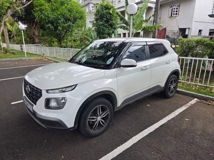 Hyundai Venue 2021 on Aster Vender