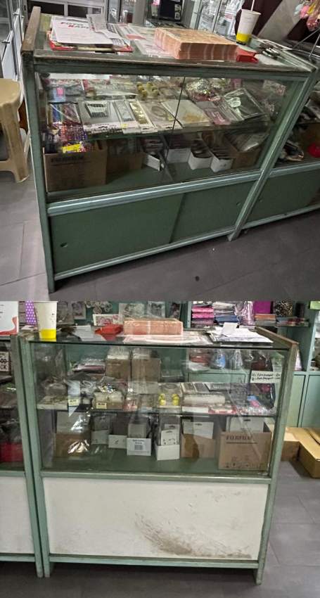 Vitrine magasin - 1 - Others  on Aster Vender