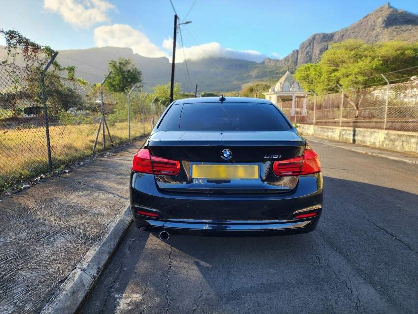 BMW F30 318i - 2 - Luxury Cars  on Aster Vender