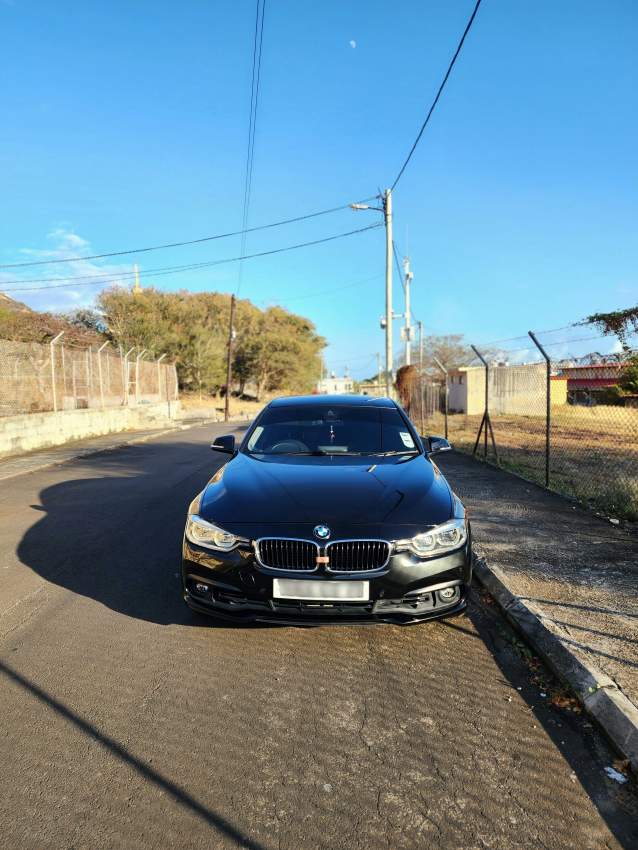 BMW F30 318i - 3 - Luxury Cars  on Aster Vender