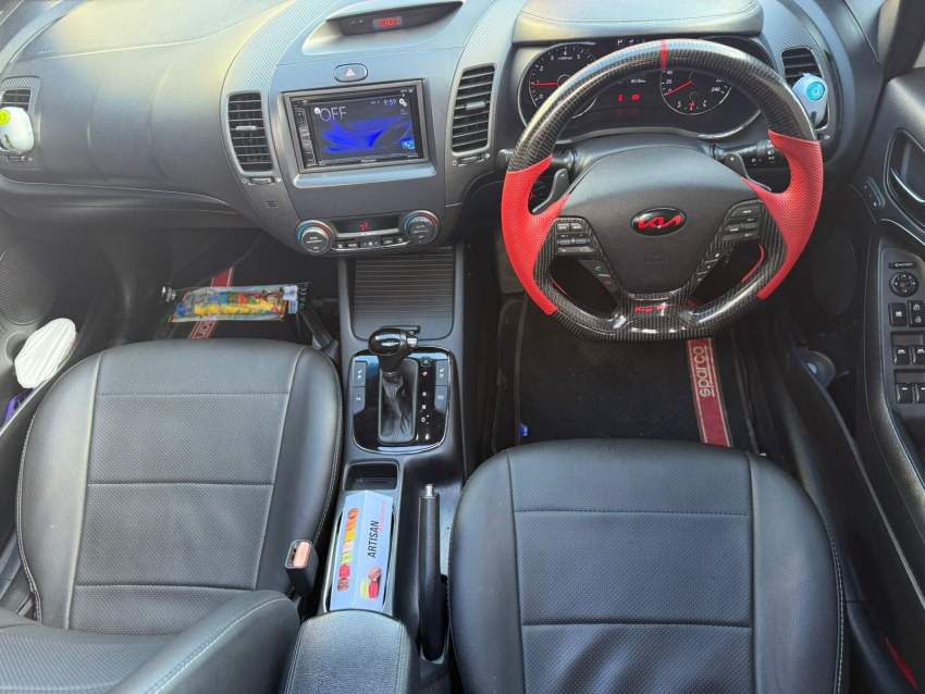 Kia Cerato - Pearl White (Aug 2016) - 5 - Family Cars  on Aster Vender