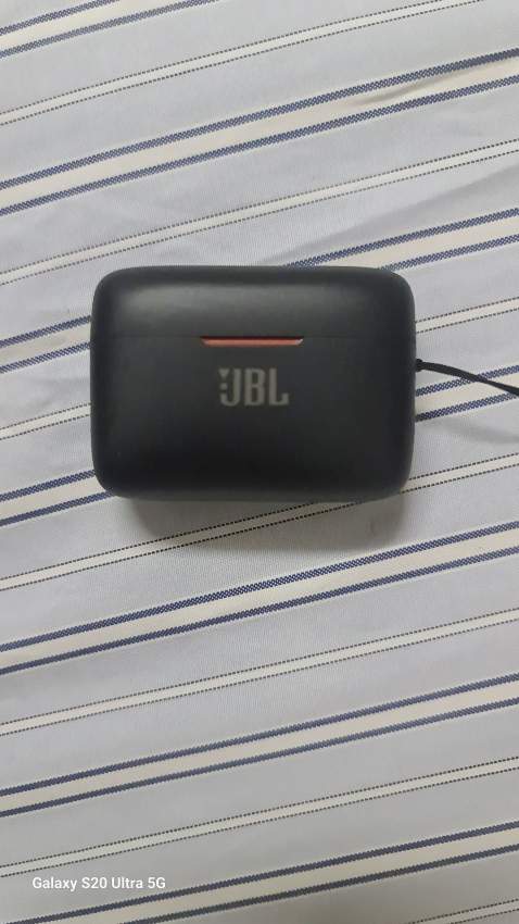 Jbl - 1 - Other phone accessories  on Aster Vender