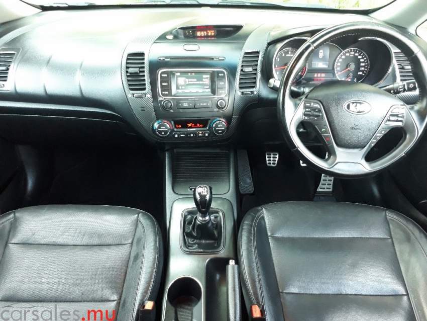 2014 Kia Cerato 1.6 EX - 7 - Luxury Cars  on Aster Vender