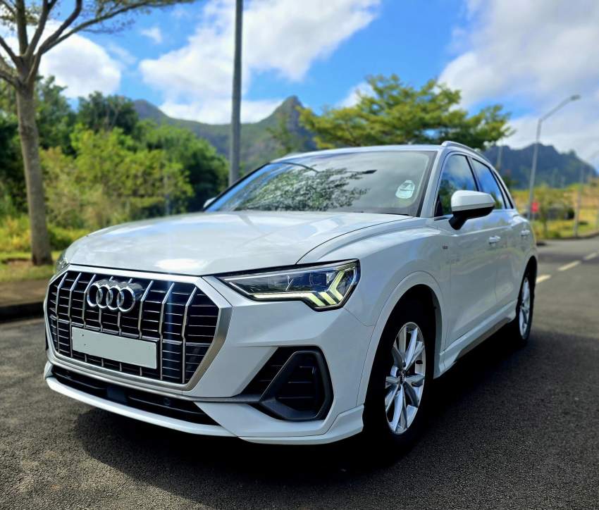 AUDI Q3. S-LINE. QUATTRO 1.4 TSI 2019 - 2 - SUV Cars  on Aster Vender