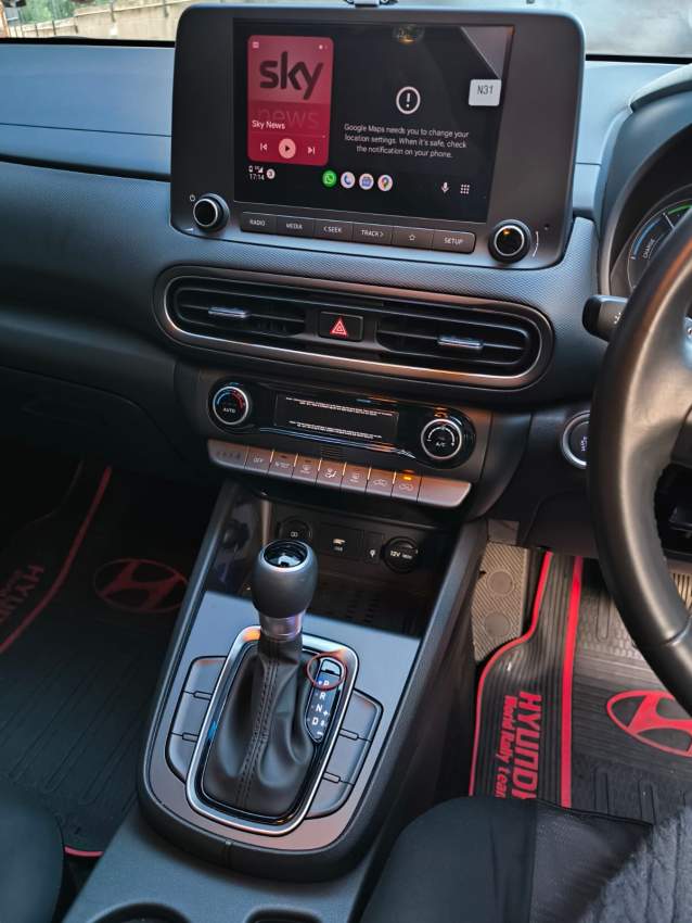 2022 Hyundai Kona Hybrid - 6 - Family Cars  on Aster Vender