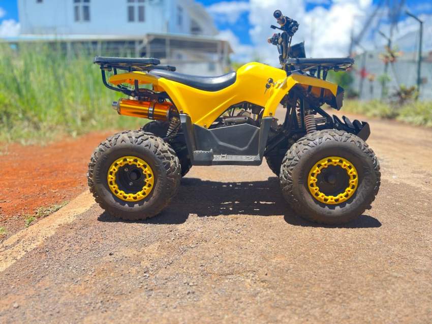 Quad 125cc - 1 - Quad bikes  on Aster Vender