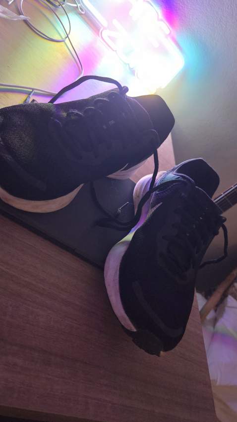 Nike - 0 - Sports shoes  on Aster Vender