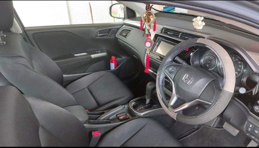 A vendre Honda Grace 2016 - 2 - Family Cars  on Aster Vender