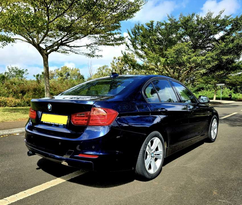 BMW F30 SPORTS-LINE. 316i. 2013 - 4 - Luxury Cars  on Aster Vender