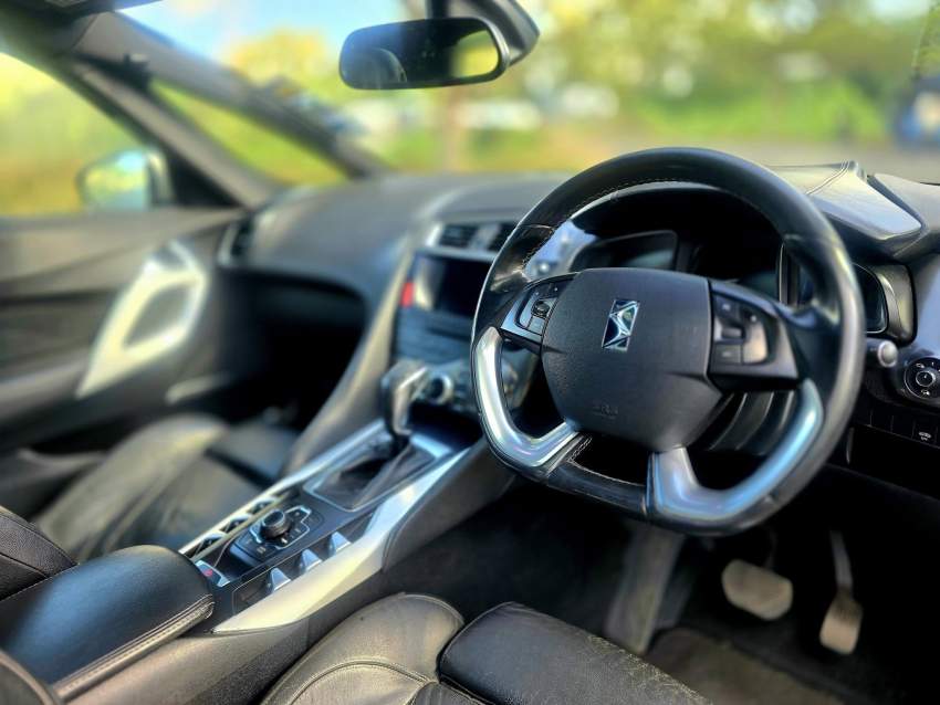 CITROEN DS 5  2014 - 8 - Family Cars  on Aster Vender