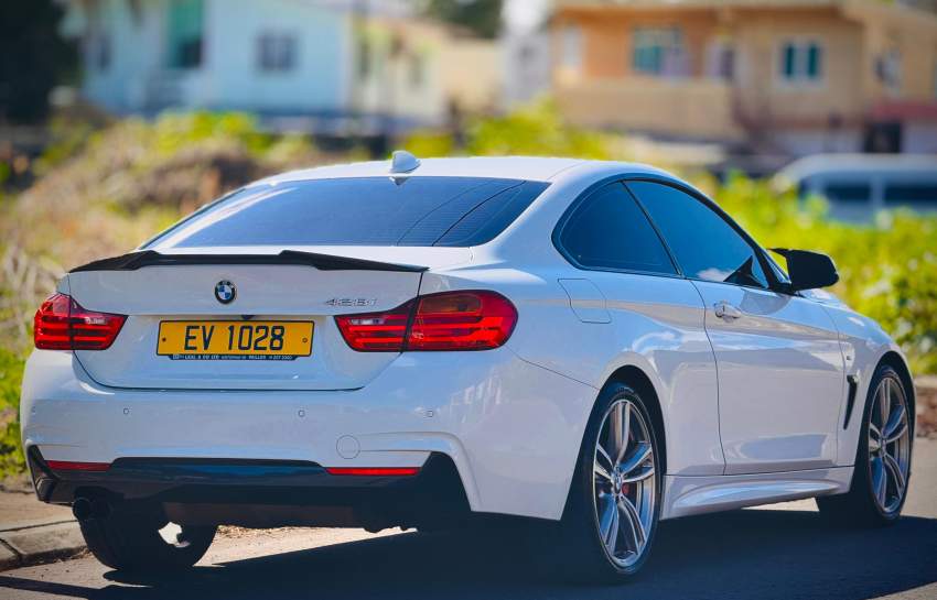 BMW 428i M Sport Coupe (F32) 2014 - 4 - Luxury Cars  on Aster Vender