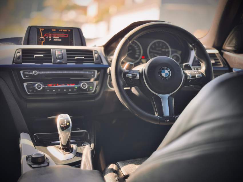 BMW 428i M Sport Coupe (F32) 2014 - 7 - Luxury Cars  on Aster Vender