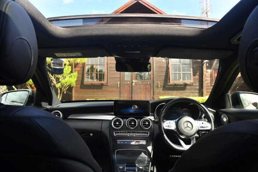 Mercedes-Benz C200 AMG Line 2019 - 5 - Luxury Cars  on Aster Vender