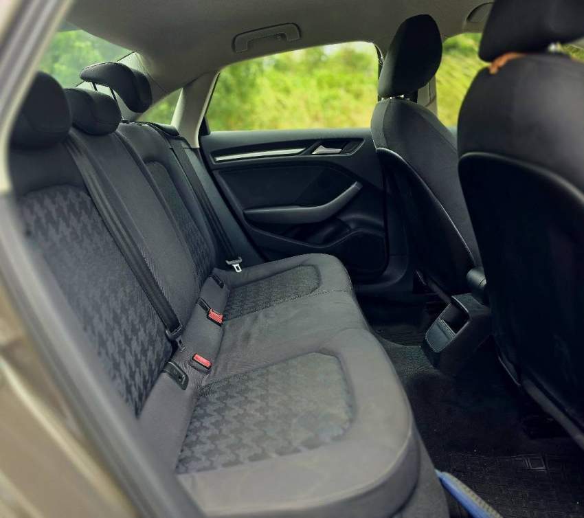 AUDI A3 1.2 TFSI 2015 - 4 - Luxury Cars  on Aster Vender