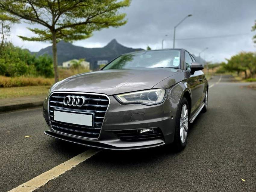 AUDI A3 1.2 TFSI 2015 - 1 - Luxury Cars  on Aster Vender