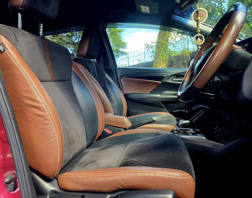 HONDA FIT HYBRID - SPECIAL EDITION - FACELIFT 2017 - 7 - Family Cars  on Aster Vender