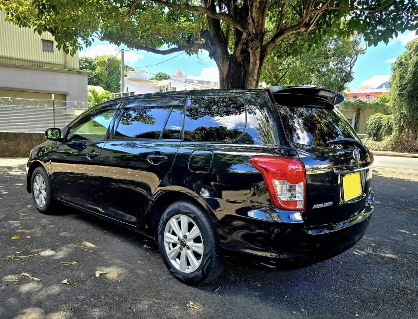 TOYOTA FIELDER 2012 AUTOMATIC - 5 - Family Cars  on Aster Vender