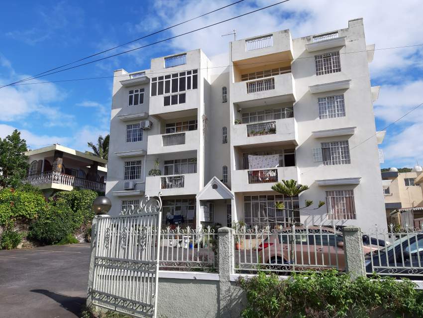 For sale 3 bedrooms apartment. Sodnac. Quatre bornes - 9 - Apartments  on Aster Vender