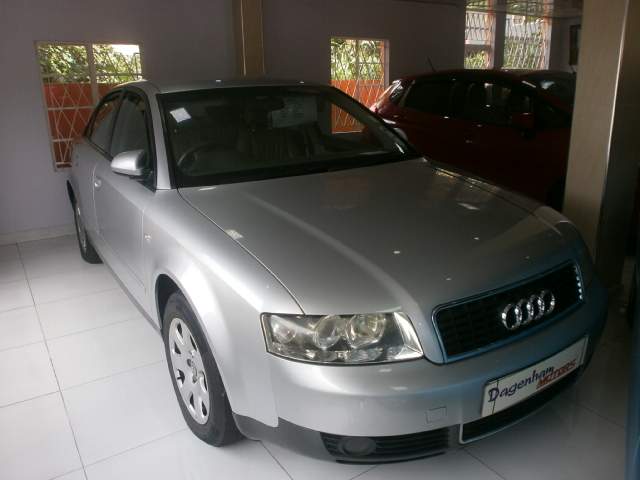 Audi A 4 on Aster Vender