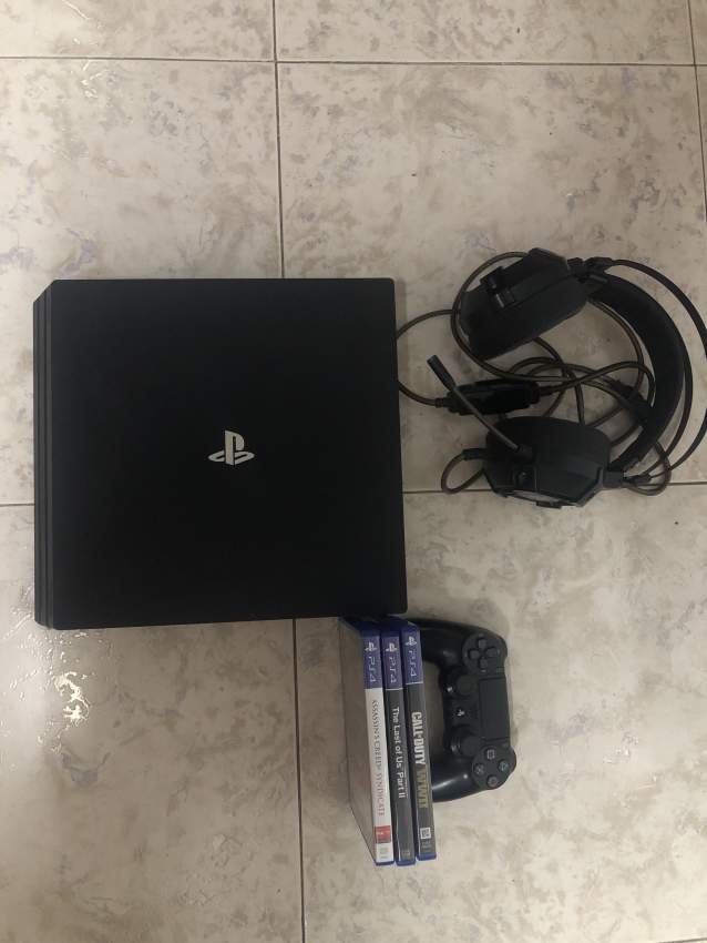 Ps4 pro 1tb - 2 - PlayStation 4 (PS4)  on Aster Vender