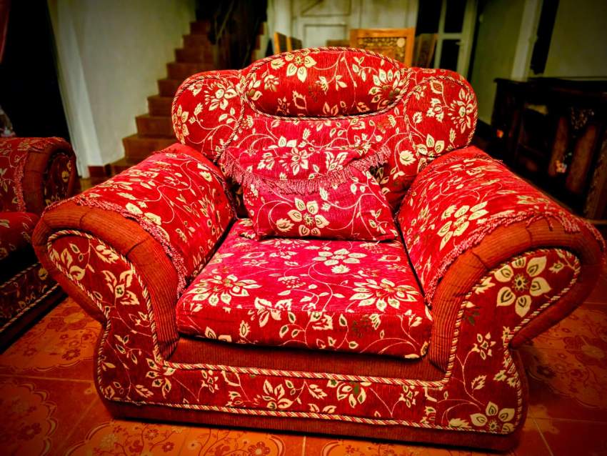 Sofa Set (6-Seater, 4 Pieces) for Sale - 1 - Sofas couches  on Aster Vender