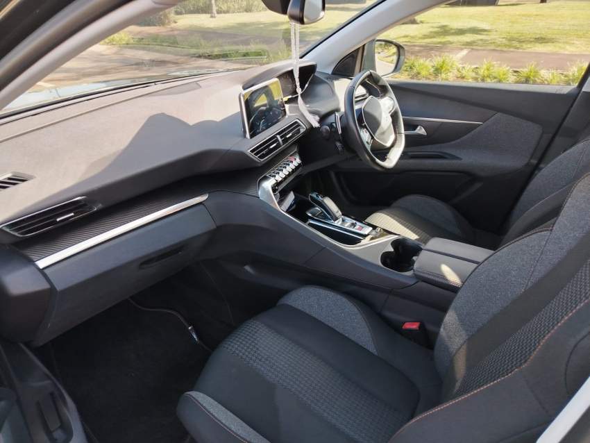 Peugeot 3008 JL 2020 - 5 - Family Cars  on Aster Vender