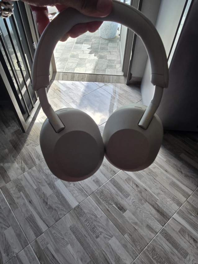 Sony WH-1000XM5 - 1 - All electronics products  on Aster Vender