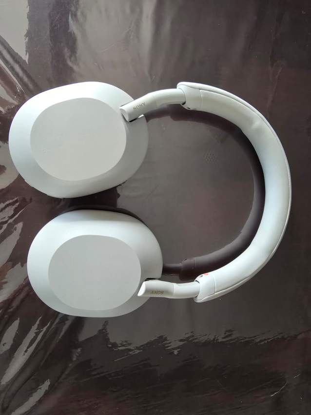 Sony WH-1000XM5 - 2 - All electronics products  on Aster Vender